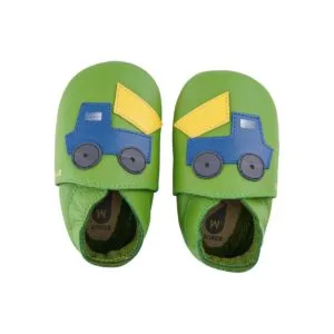 scarpina soft sole di bobux verde con camion