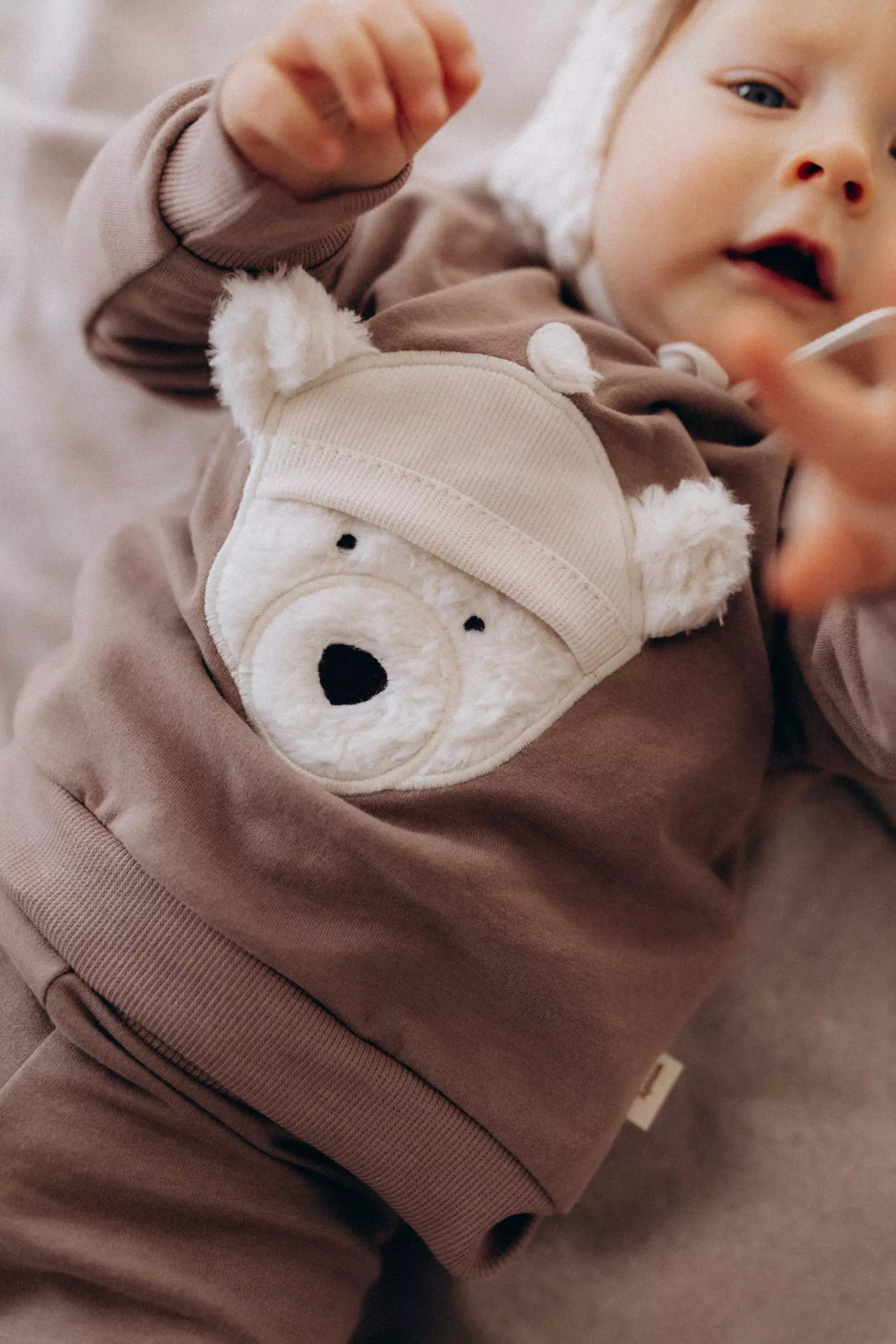 Wooly Organic - Maglione Orsetto in Cotone Biologico GOTS - immagine 2